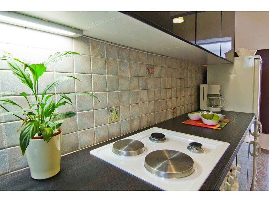 Apartment Lemon Tree Split Exterior photo