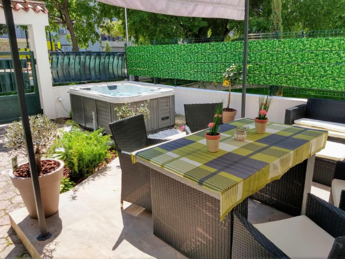 Apartment Lemon Tree Split Exterior photo
